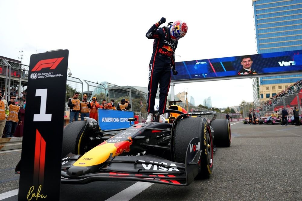 Drama Monza: Verstappen Menangi GP Italia 2025, Norris & Piastri Meramaikan Podium!