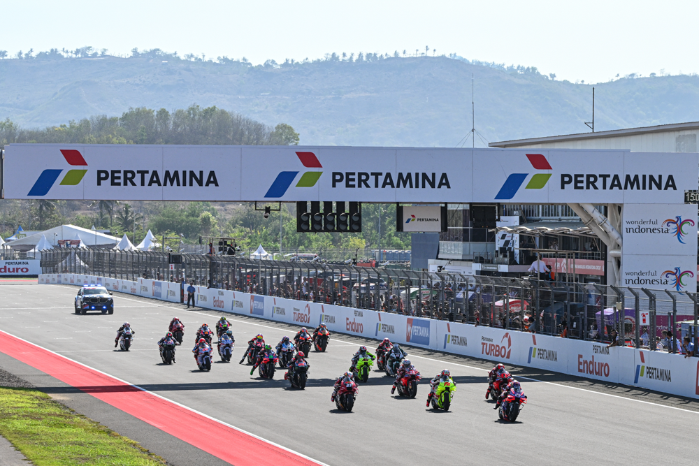 Jadwal MotoGP Mandalika 2025: Bezzecchi Start Terdepan, Marquez di Posisi Ke-9