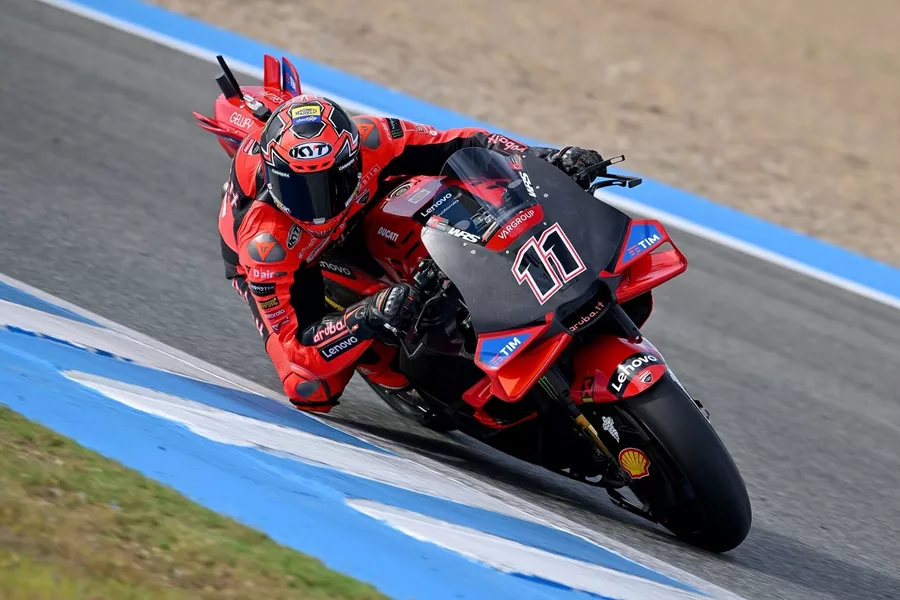 Nicolo Bulega Resmi Gantikan Marc Marquez di MotoGP Portugal dan Valencia 2025